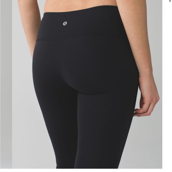 Lululemon Wunder Under Pant III- Black - Size 2- Great Condition - Picture 5 of 9